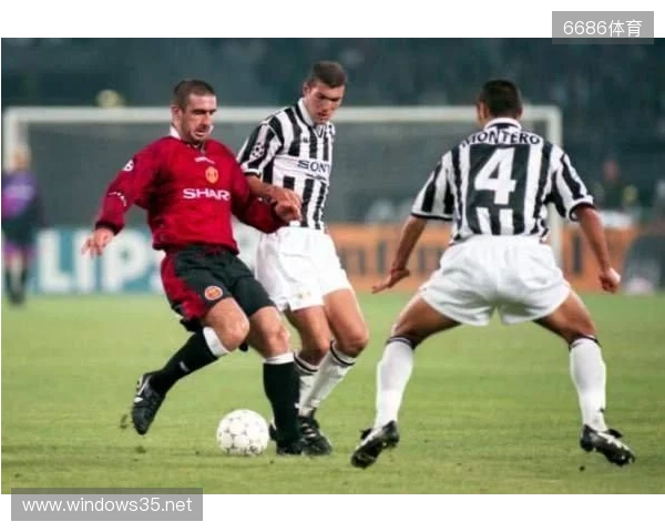 曼晚：阿马德可胜任右翼卫位置，但曼联需再引进一名左翼卫