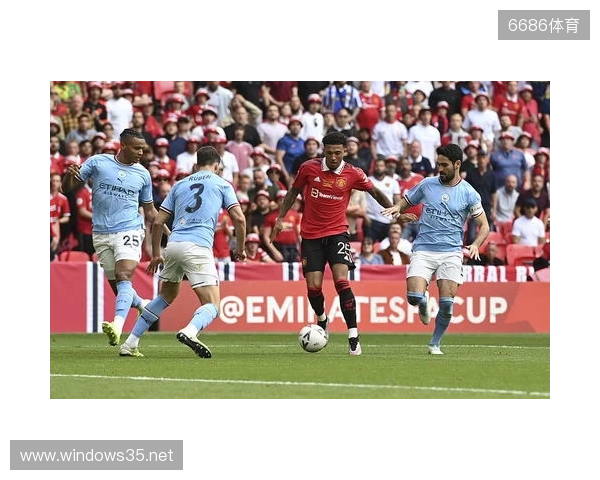 图片报：多特坚决拒绝重新签回桑乔，认为其已经找不回状态